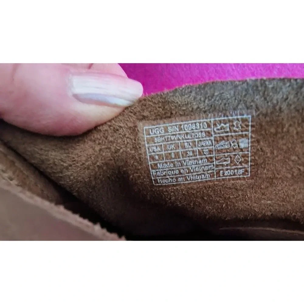 UGG Aniyah Leather Ankle Boots Taupe Side Zip Block Heel‎ Women 8